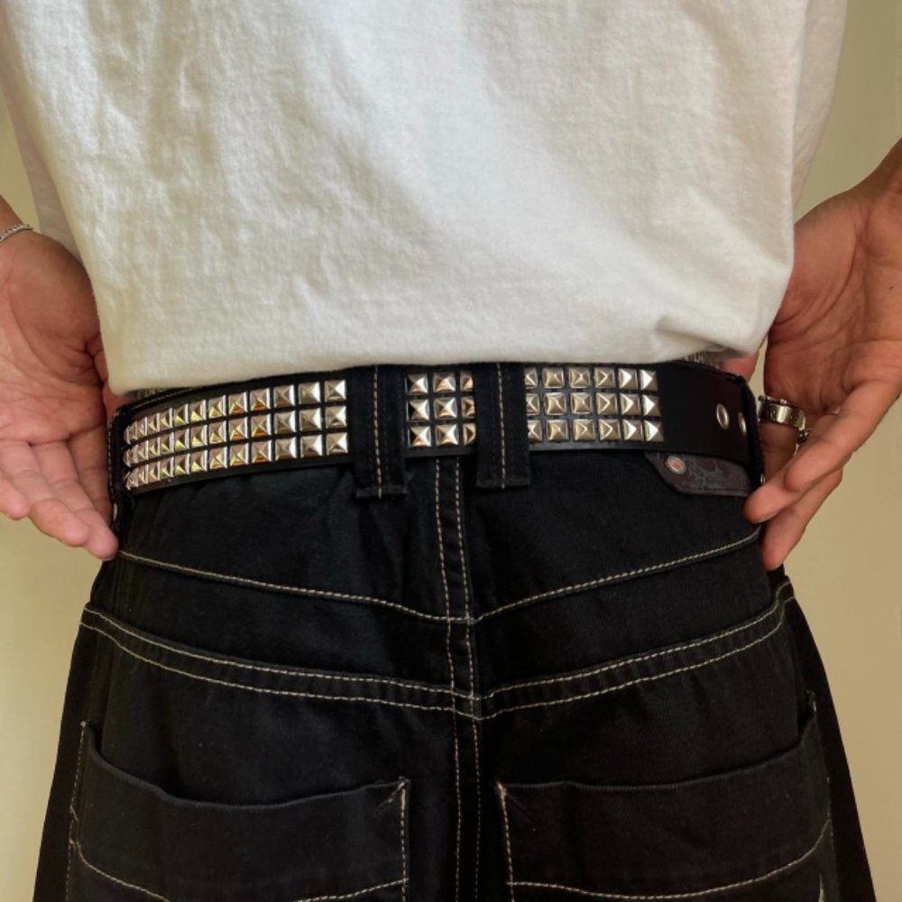 Y2K 2000s classic diamond-studded black and silver goth emo belt - Picture 2 of 7